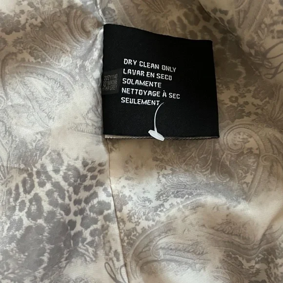 GUESS Jacket - Picture 5 of 9